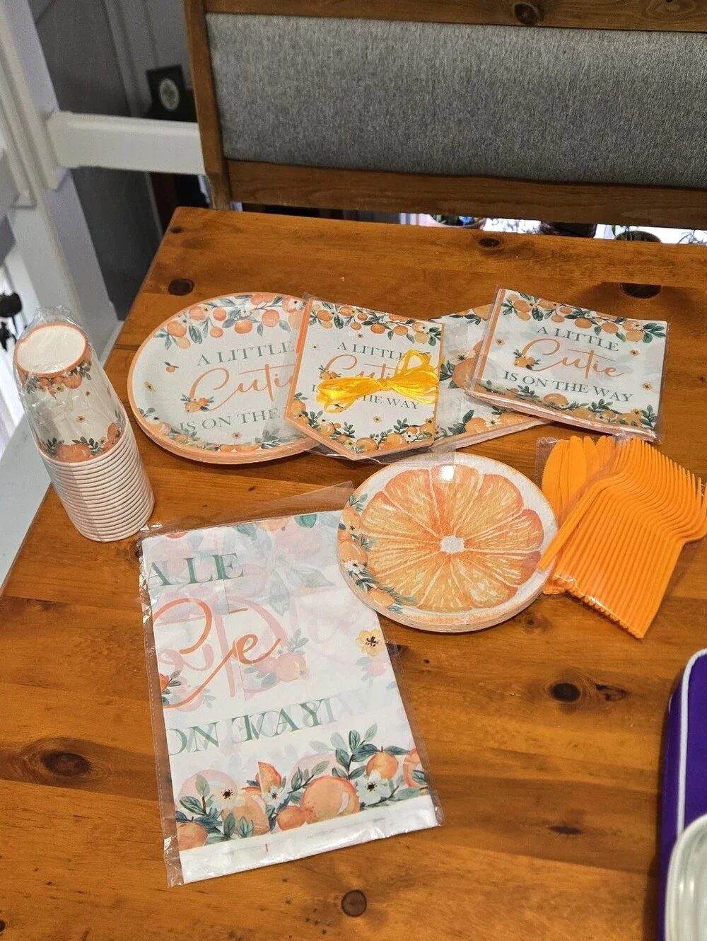 Amazon Little Cutie Orange Babyshower Decorations New Paper Plates 142 Pc